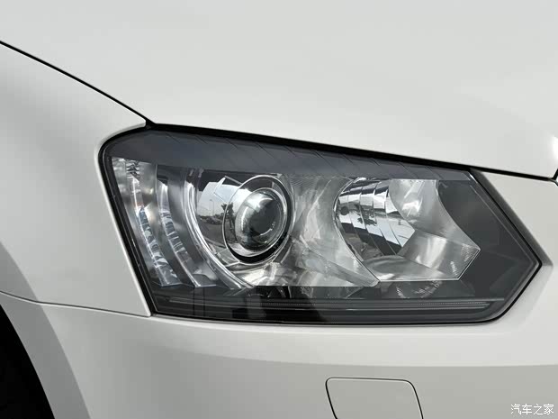 上海大众斯柯达 Yeti 2016款 1.8TSI DSG尊行版