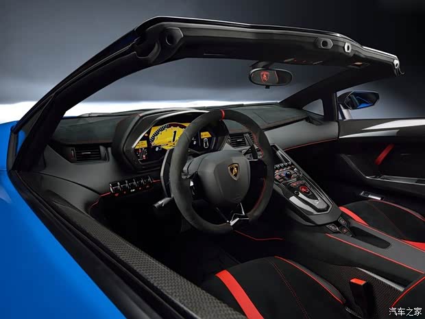 兰博基尼 Aventador 2016款 LP 750-4 SV Roadster