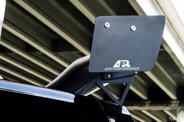 日產(chǎn)(進(jìn)口) 日產(chǎn)GT-R 2013款 3.8T Premium Edition