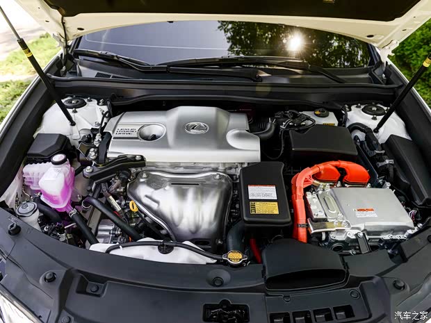 雷克薩斯 雷克薩斯ES 2015款 300h 尊貴版