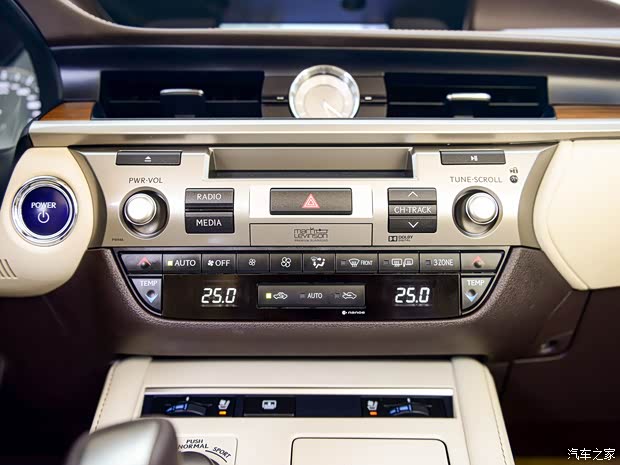 雷克薩斯 雷克薩斯ES 2015款 300h 尊貴版