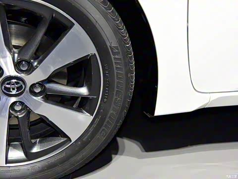 2016款 双擎 1.8H V E-CVT豪华版 2016款 双擎 1.8H V E-CVT豪华版