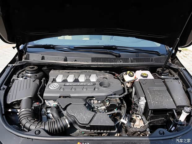 别克通用别克君越2012款 2.4L SIDI雅致版 别克通用别克君越2012款 2.4L SIDI雅致版