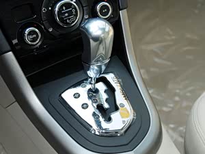 ����408 2013�� 2.0L �Զ�������