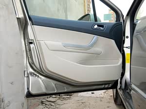 ����408 2013�� 2.0L �Զ�������