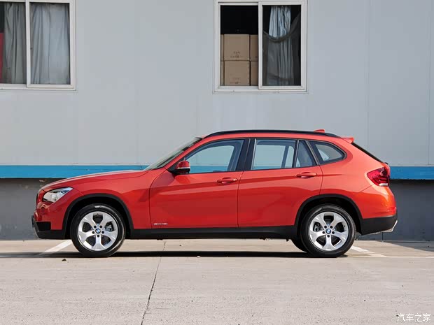 寶馬寶馬(進(jìn)口)寶馬X1(進(jìn)口)2013款 sDrive18i 基本型