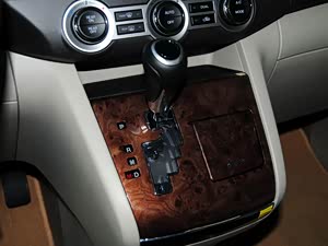 ���Դ�8 2013�� 2.5L �����