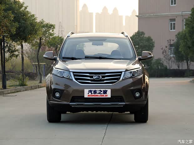 陆风陆风汽车陆风X52013款 2.0T 自动基本型