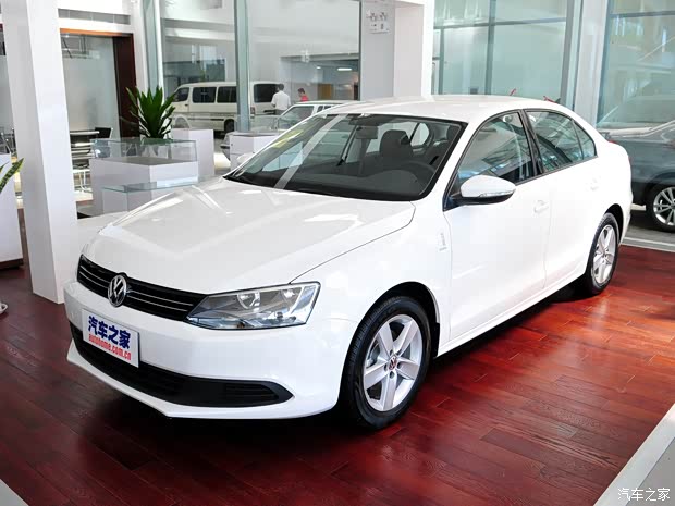 大众一汽-大众速腾2012款 1.6L 手动时尚型