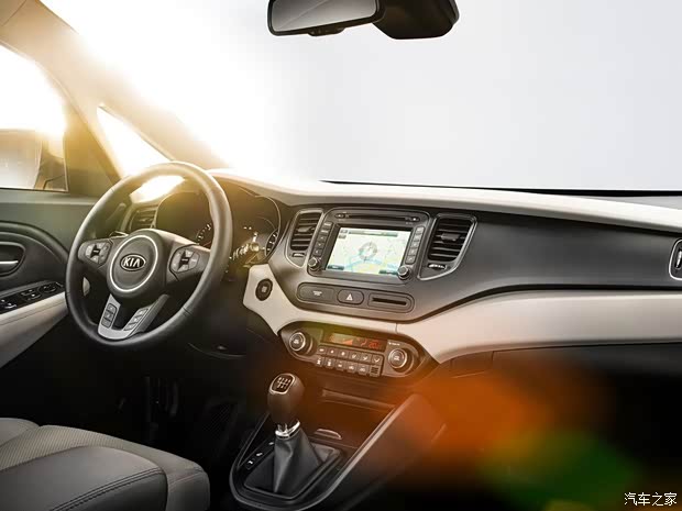 起亚起亚(进口)新佳乐2013款 基本型