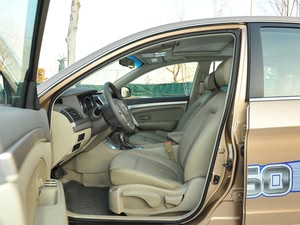 A60 2012 1.6L AT