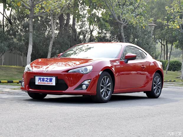 丰田丰田(进口)丰田862013款 2.0L 手动豪华型 丰田丰田(进口)丰田862013款 2.0L 手动豪华型