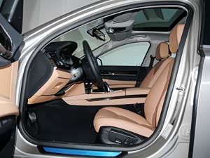 ����7ϵ2013�� 730Li ������