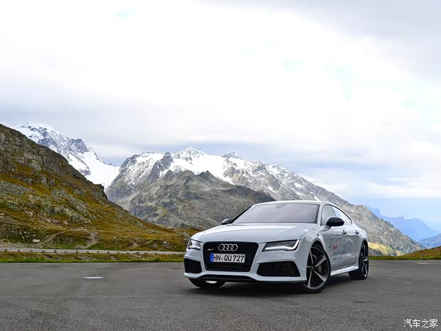 奥迪奥迪RS奥迪RS Q32014款 基本型