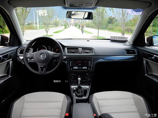 大众上海大众朗境2013款 1.4T 基本型