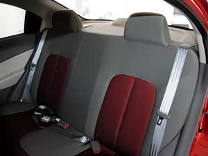 赛欧 2013款 三厢 1.2L 手动时尚版