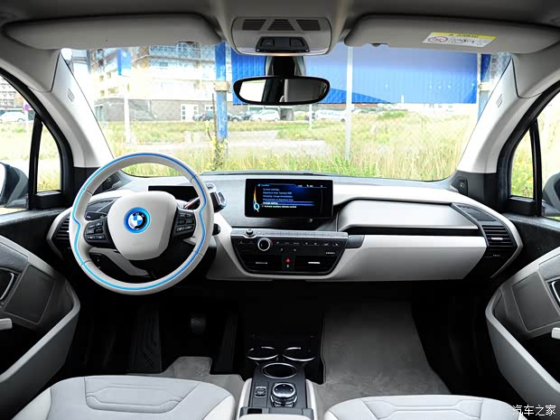 宝马宝马(进口)宝马i32013款 基本型