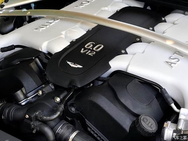 阿斯顿·马丁阿斯顿·马丁V12 Vantage2014款 6.0L S 阿斯顿·马丁阿斯顿·马丁V12 Vantage2014款 6.0L S