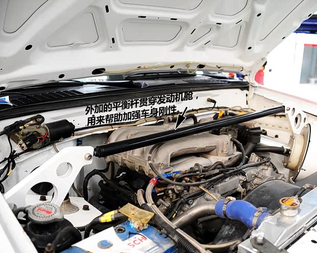 東風(fēng)風(fēng)度鄭州日產(chǎn)奧丁2013款 2.5T 手動四驅(qū)豪華版 東風(fēng)風(fēng)度鄭州日產(chǎn)奧丁2013款 2.5T 手動四驅(qū)豪華版