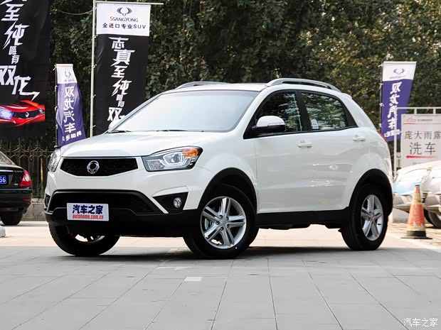 双龙汽车 柯兰多 2014款 2.0L 汽油四驱自动豪华导航版 双龙汽车 柯兰多 2014款 2.0L 汽油四驱自动豪华导航版