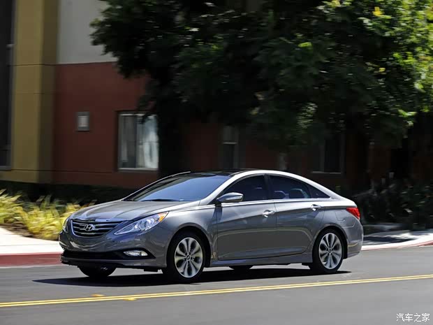 现代(进口) 索纳塔(进口) 2014款 2.0T 基本型 现代(进口) 索纳塔(进口) 2014款 2.0T 基本型