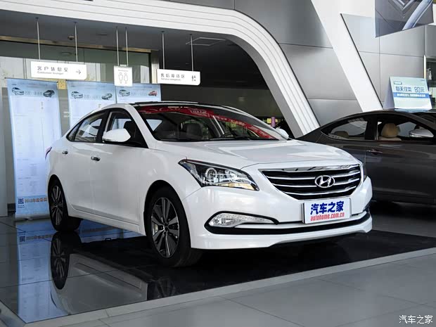 北京现代 名图 2014款 1.8L 自动尊贵型 北京现代 名图 2014款 1.8L 自动尊贵型