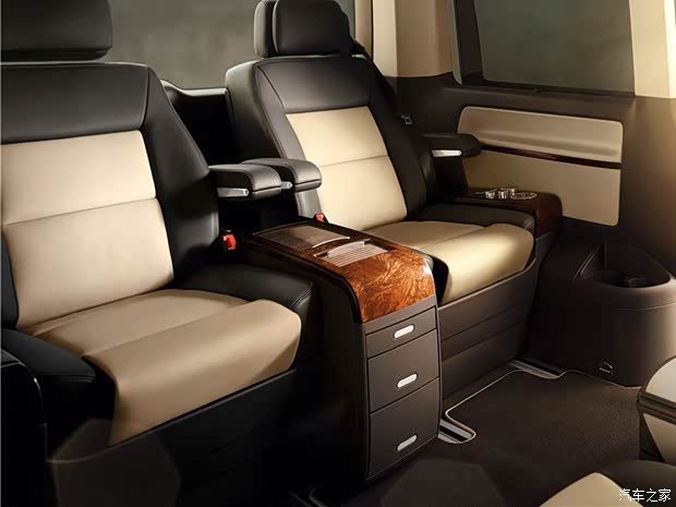 大众大众(进口)迈特威2014款 2.0T 行政版