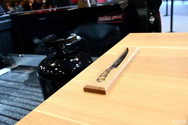 豐田豐田(進口)坦途2014款 5.7L 白金版 豐田豐田(進口)坦途2014款 5.7L 白金版