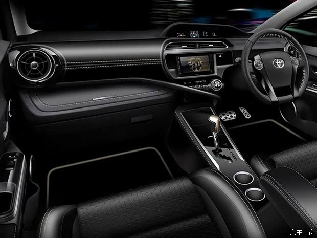 丰田丰田(进口)Premi Aqua2014款 基本型