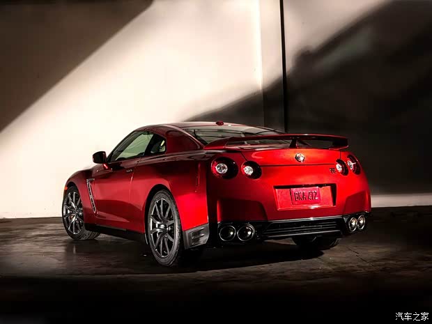 日产日产(进口)日产GT-R2015款 基本型