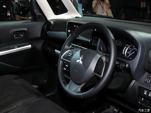 三菱三菱(進口)eK Space2013款基本型 三菱三菱(進口)eK Space2013款基本型