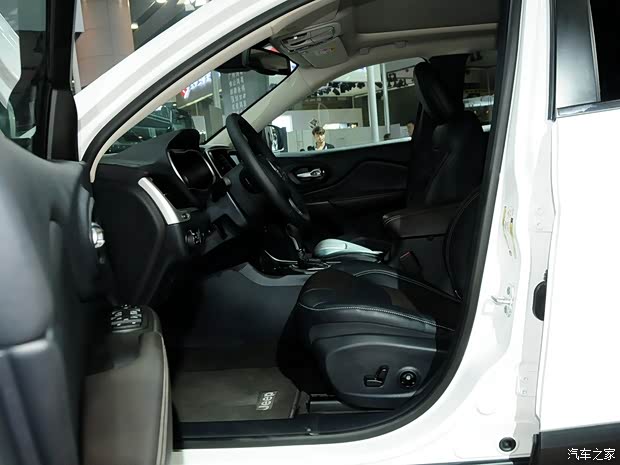 JeepJeep自由光2014款 基本型