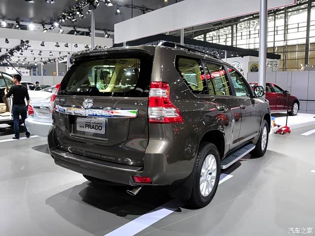 丰田一汽丰田普拉多2014款 4.0L VX NAVI 丰田一汽丰田普拉多2014款 4.0L VX NAVI