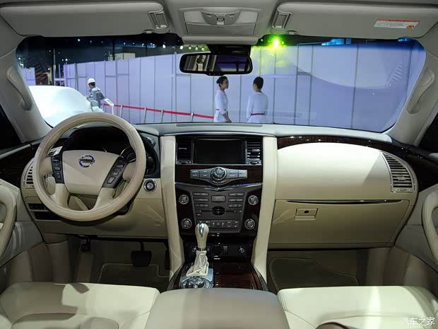 日产日产(进口)途乐2014款 5.6L LE 日产日产(进口)途乐2014款 5.6L LE