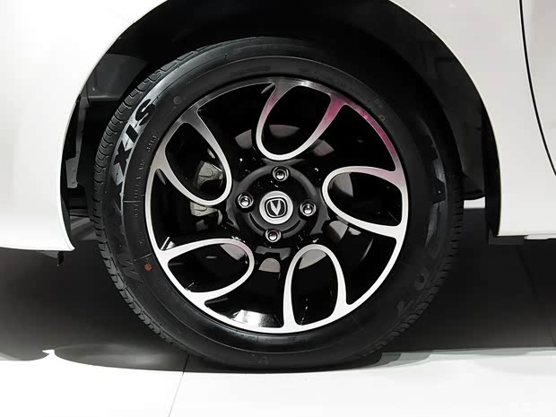 长安汽车 奔奔 2014款 1.4L IMT尊贵型