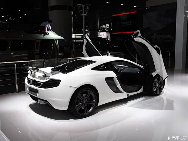 邁凱倫邁凱倫邁凱倫12C2014款 SPIDER