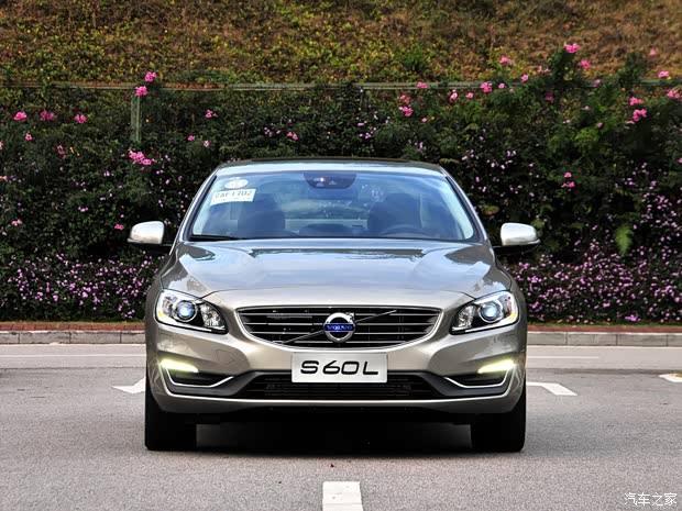 沃尔沃沃尔沃亚太沃尔沃S60L2014款 基本型