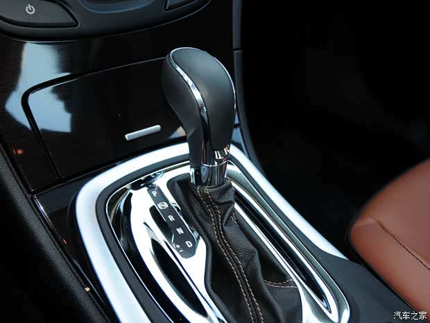 通用别克 君威 2014款 2.0T GS豪情运动版