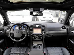 ����˹��300C(����) 2013�� 3.6L S���а�