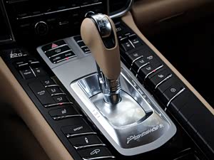 Panamera 2014款 Panamera 4 3.0T