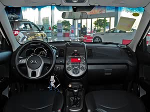 ���2013�� 1.6L MT GLS