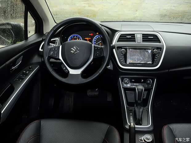 铃木长安铃木锋驭2014款 1.6L CVT尊贵型 铃木长安铃木锋驭2014款 1.6L CVT尊贵型