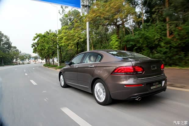 观致观致汽车观致32014款 1.6T 自动致臻型 观致观致汽车观致32014款 1.6T 自动致臻型