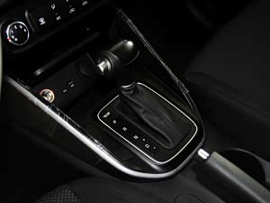 ����2013�� 2.0L 7���Զ���׼�� ��IV