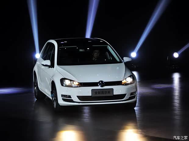 大众一汽-大众高尔夫2014款 1.6L 手动时尚型