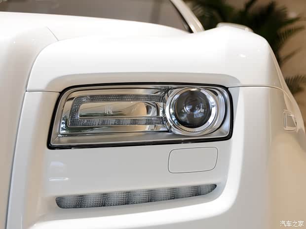 劳斯莱斯劳斯莱斯古思特2014款 6.6T 加长版 劳斯莱斯劳斯莱斯古思特2014款 6.6T 加长版