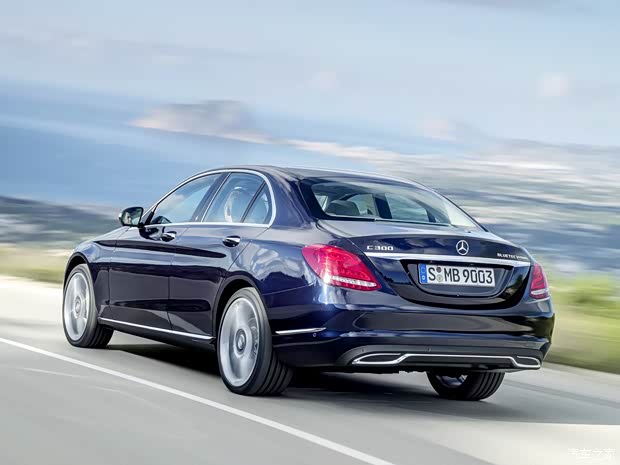 奔馳奔馳(進(jìn)口)奔馳C級(進(jìn)口)2014款 基本型 奔馳奔馳(進(jìn)口)奔馳C級(進(jìn)口)2014款 基本型