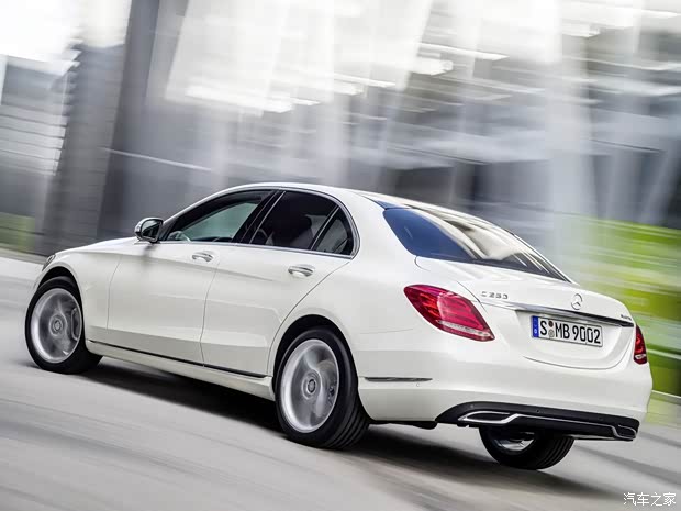 奔馳奔馳(進(jìn)口)奔馳C級(進(jìn)口)2014款 基本型 奔馳奔馳(進(jìn)口)奔馳C級(進(jìn)口)2014款 基本型