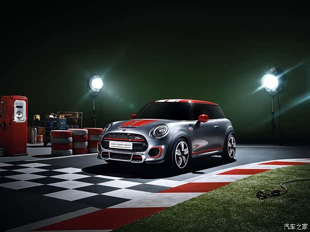 MINIMINI JCWMINI JCW2014款 JOHN COOPER WORKS concept