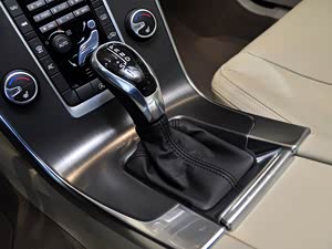 �ֶ���S60L 2014�� 2.0T T5 ��Ԧ��